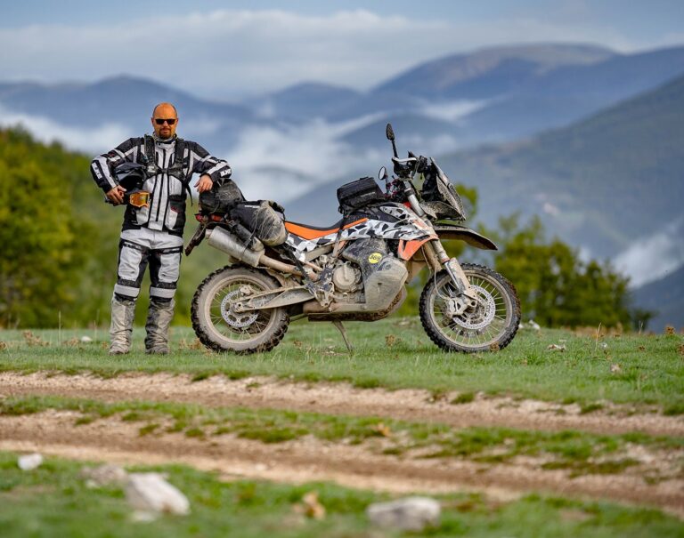 UomoMezzo Marco Cappelli, 2022-09, Monte Pagliaro (PG), KTM Adventure790 R