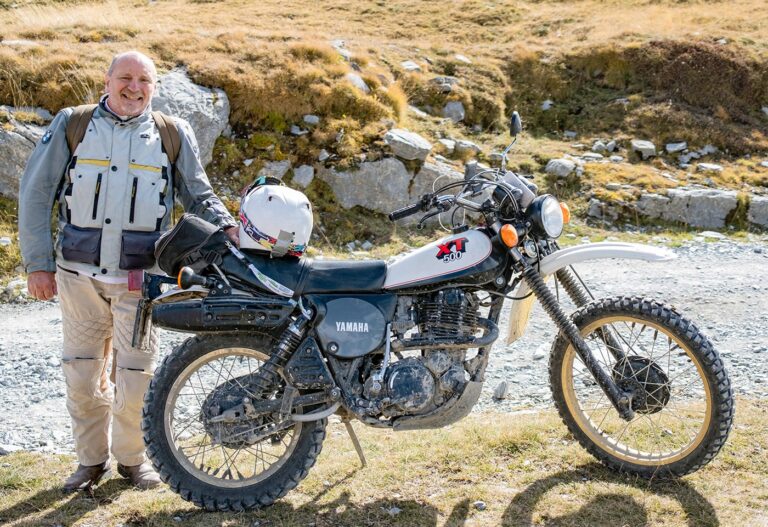 UomoMezzo Oriano Ongarato, 2025-10, Via del Sale, HAT Legend, Yamaha XT500