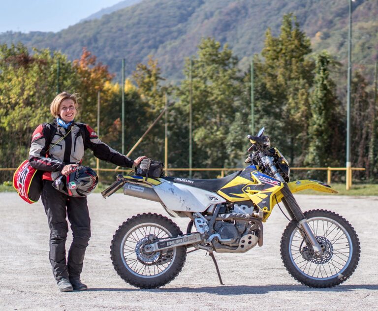 DonnaMezzo di Raffaella Cegna, 2017-10, Valsabbia Classic, Roè Volciano (BS), Suzuki DR-Z400S