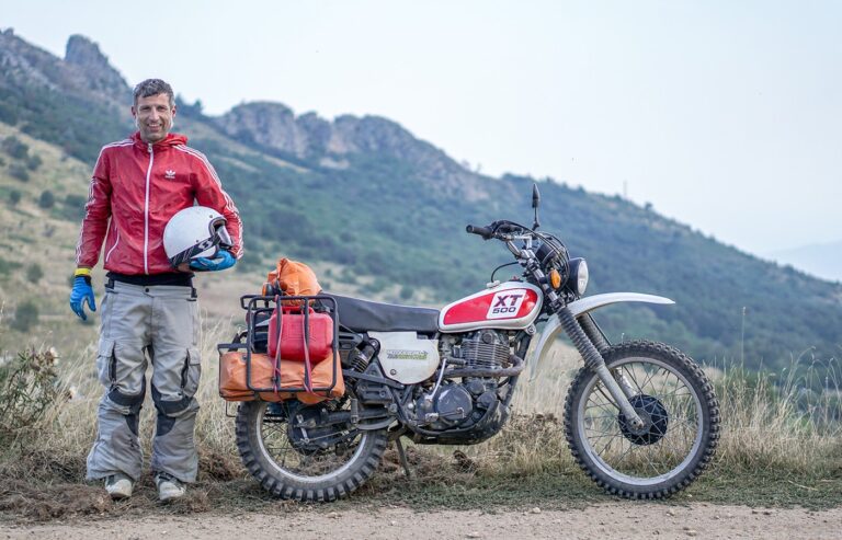 UomoMezzo di Danilka Livieri, 2016-09, HAT, Colle San Bartolomeo (CN), Yamaha XT500