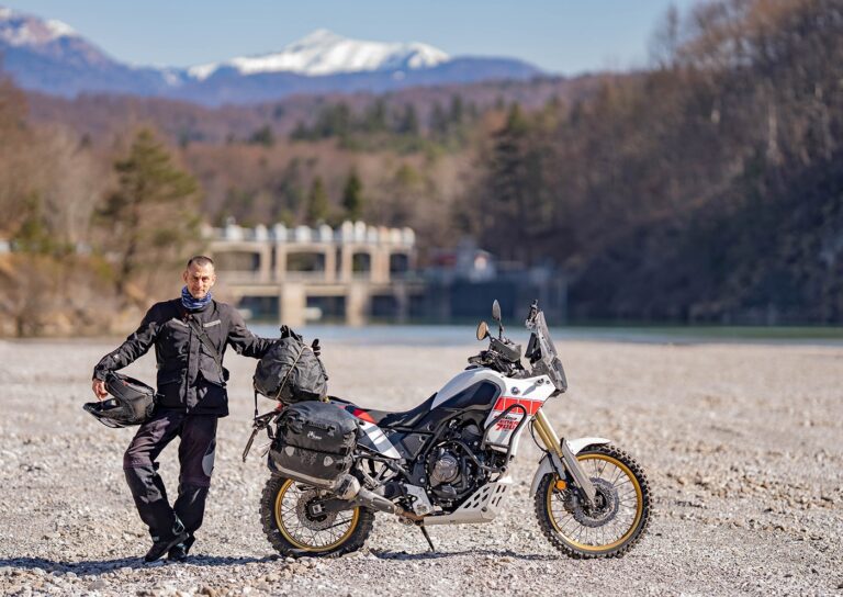 UomoMezzo di Carlo "Baypiss" Acquistapace, 2026-03, Fintentreffen, Passo di Monte Rest, versante Carnia, UD, Yamaha Ténéré 700 Rally Edition