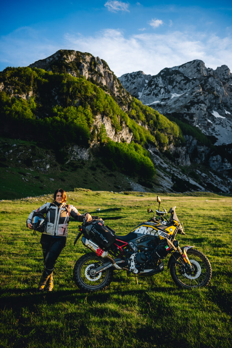 DonnaMezzo Ornella De Marco, Parco del Durmitor (Montenegro), BMW F900GS