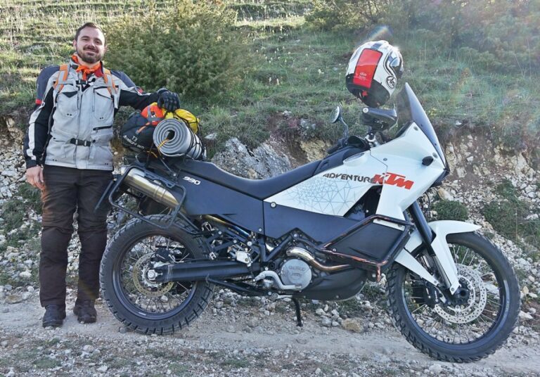 UomoMezzo andrea Iuli, Forca della Spina (PG), KTM 990 Adventure