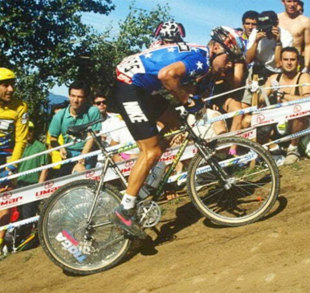 Nel 1991 si svolse un'epica edizione dei Campionati del Mondo di mountain-bike, con John Tomac che dominò la prova di cross country riuscendo a fare in sella la salita al 30% della Ciocca del Lupo.