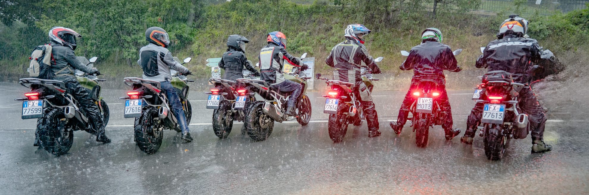 I giornalisti testano la TVS RTX300