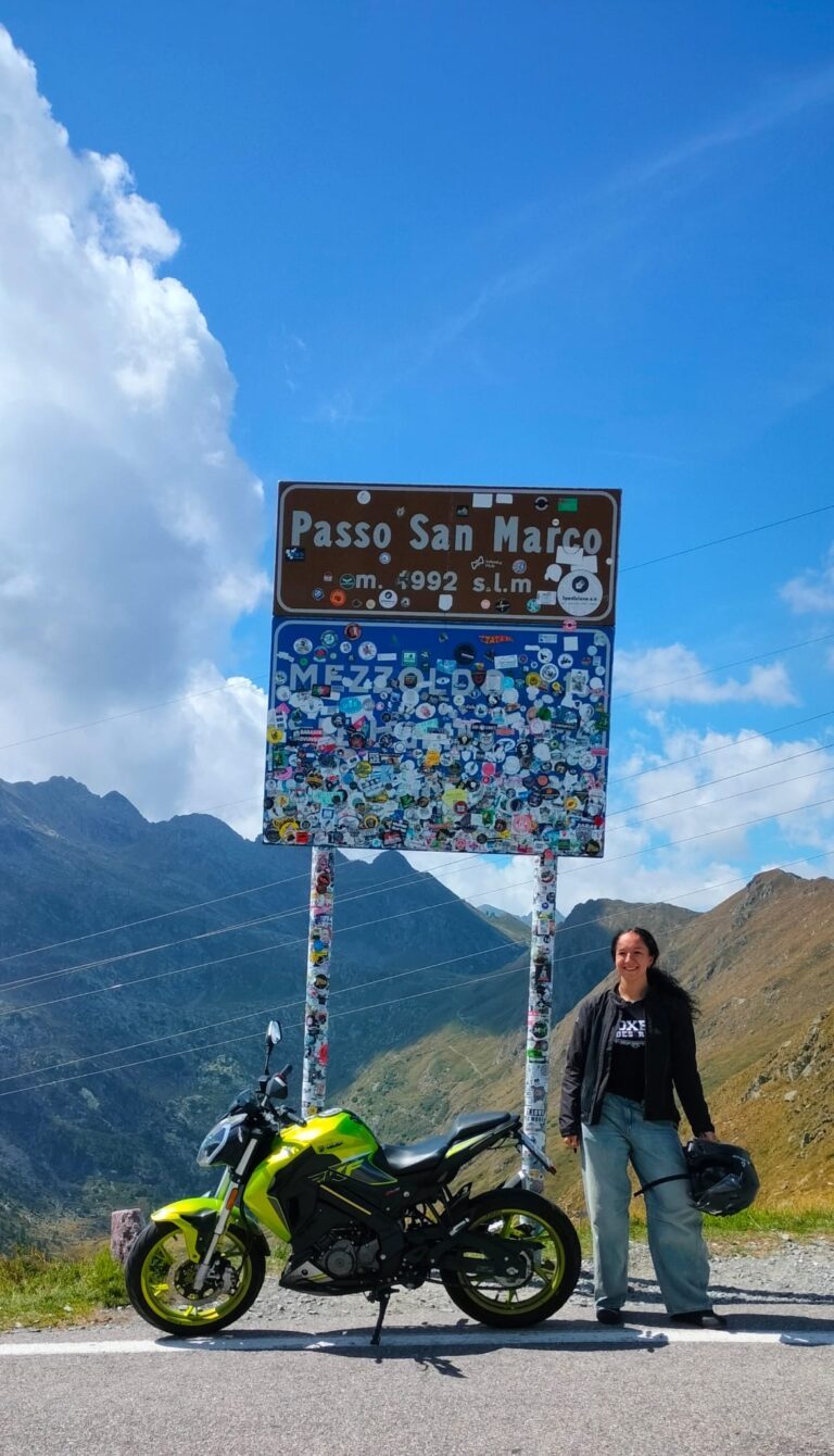 DonnaMezzo di Elena Villanova, 2026-08, Passo San Marco (SO-BG), Keeway RKF 125