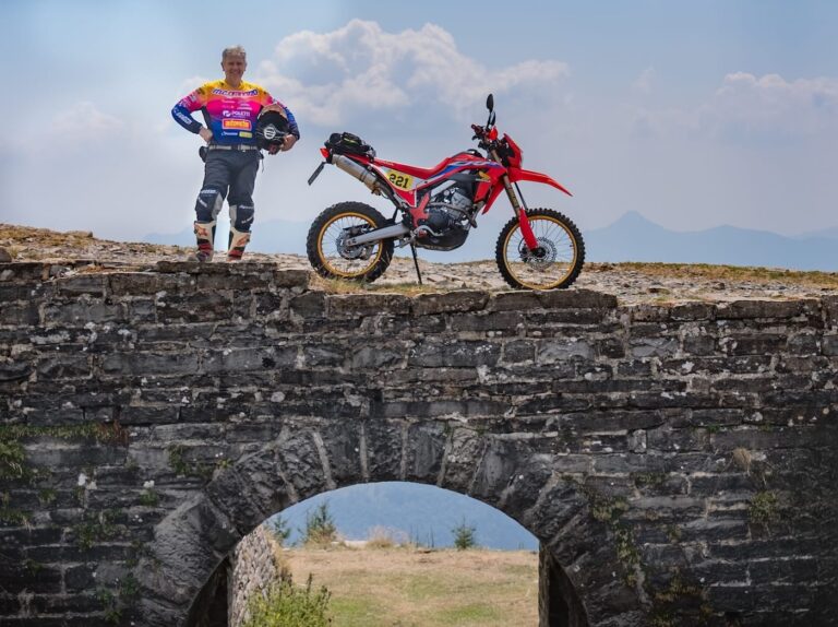 UomoMezzo di Roberto "Albertash" Dova, 2026-07, Monte Tremezzo (CO), Honda CRF300L