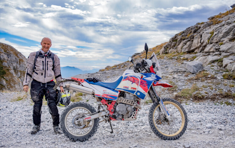 UomoMezzo di Pietro Moro, 2025-10, HAT Legend, Col de Malabergue, Honda NX650 Dominator