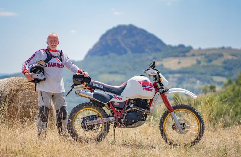 UomoMezzo di Al Prendley, 2026-07, HAT Road, Costa di Bulla (PC), Yamaha XT600Z Ténéré 55W