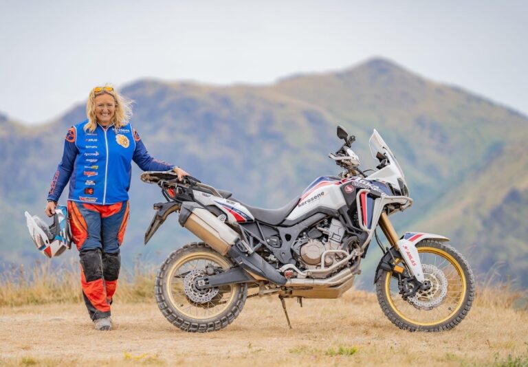 DonnaMezzo di Federica Stradella, 2026-07, UomoMezzoDay a Forte Geremia (GE), Honda CRF1000L Africa Twin
